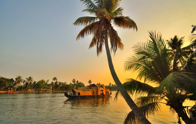 kumarakom tour packages